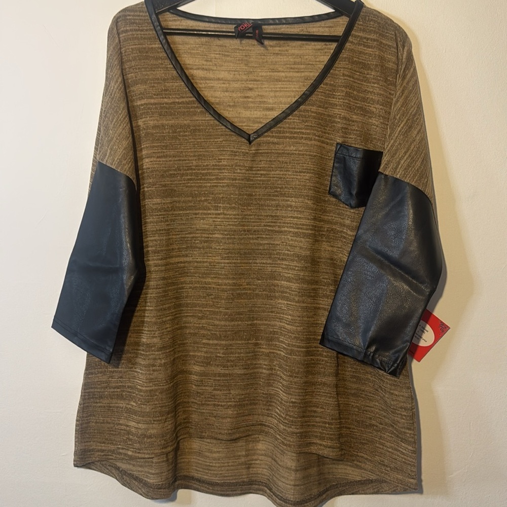 NWT YOKI SIZE L VNECK SWEATER BROWN WITH BLACK FAUX LEATHER